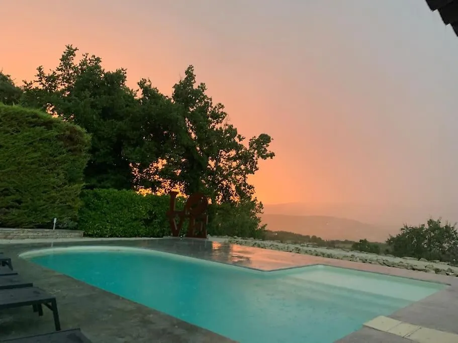 Villa Saignon Les Plus Beaux Villages De France France